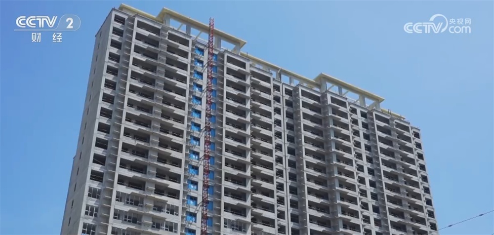 一揽子政策“组合拳”连续落地 房地产市场释放回暖信号