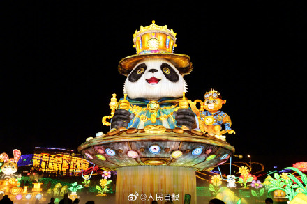 想打卡吗？自贡灯会是年味天花板吧