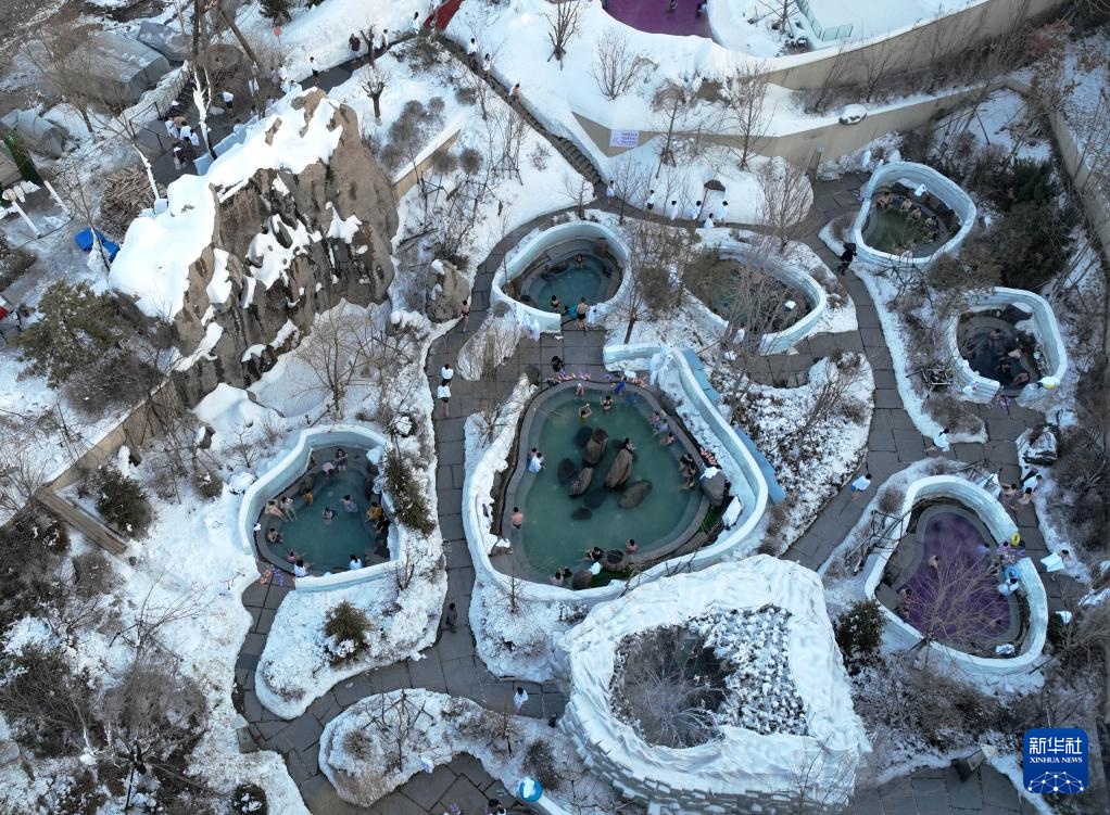 冰雪温泉旅游热