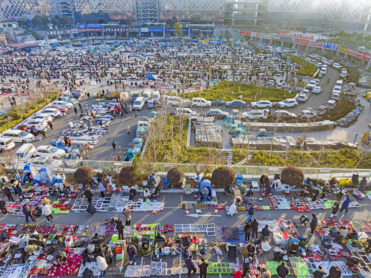 “水晶热”来袭，不少年轻人“入坑”