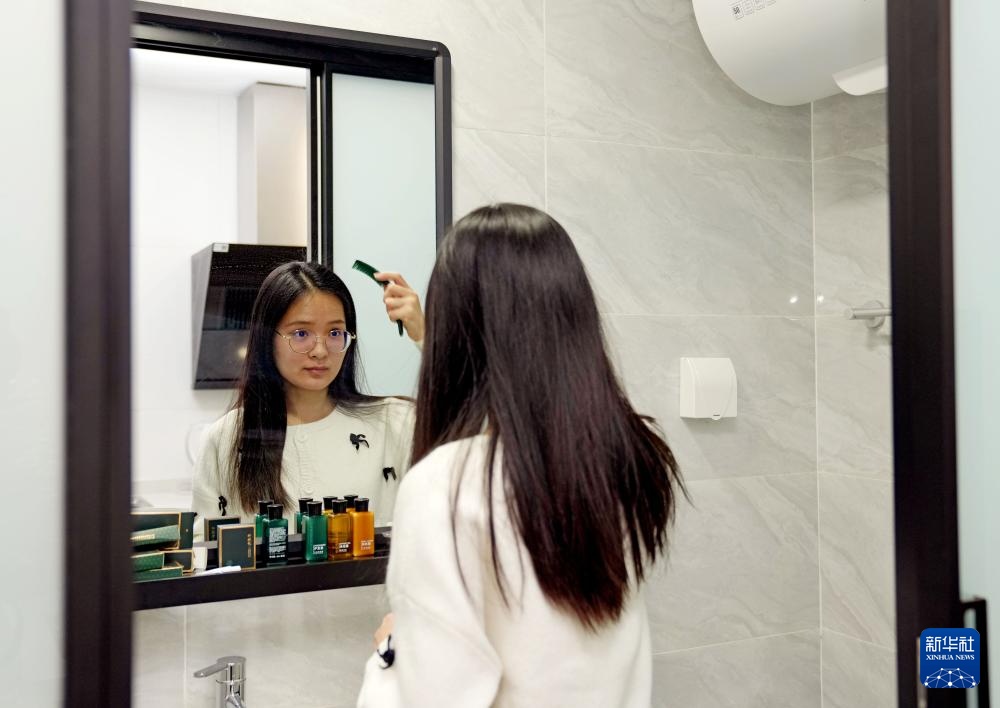 新春走基层丨走进“青年驿站”：来沪求职青年在这里落脚、逐梦