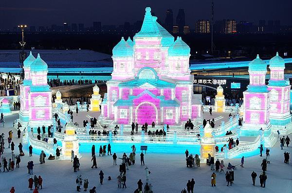 寒假已至，多所高校开门迎客，如何让游客“校内游”不虚此行？