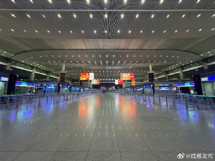 成都东站今起动态实行24小时运营 成都东站今起动态实行24小时运营
