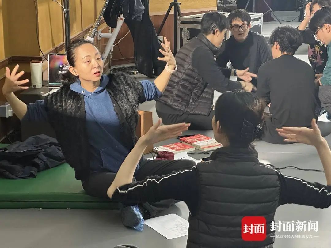 “千手观音”邰丽华：呈现听障版春晚是一种幸福