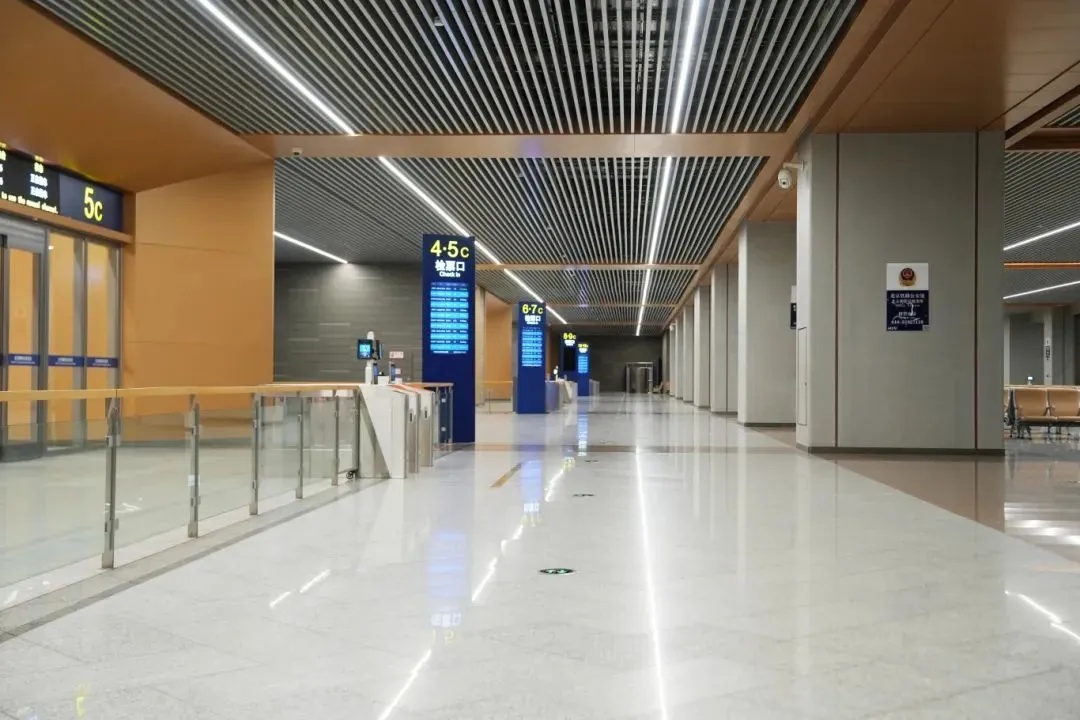 来不及啦?北京朝阳站快速进站厅启用! 来不及啦?北京朝阳站快速进站厅启用!