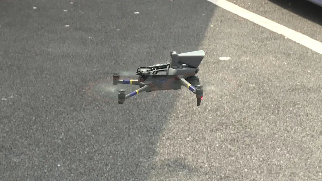 第一批已堵在路上！司机急了，空中突然传来...建议全国推广！