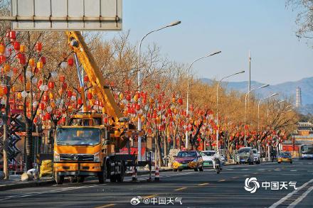 北京街头张灯结彩 春节仪式感拉满！