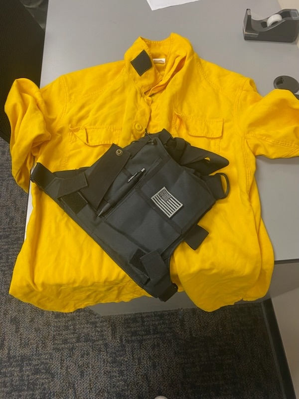 两人冒充消防员被美警逮捕：欲驾二手消防车进洛杉矶火场 1人有纵火前科