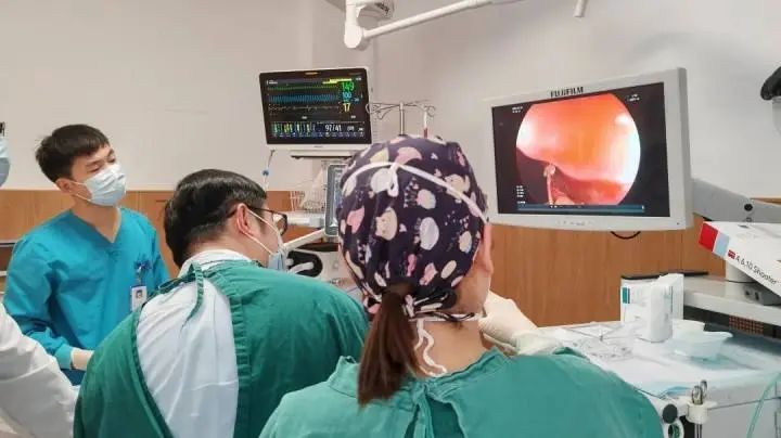 男子呕血不止住进ICU,全身近一半的血都没了……医生紧急提醒 男子呕血不止住进ICU,全身近一半的血都没了……医生紧急提醒