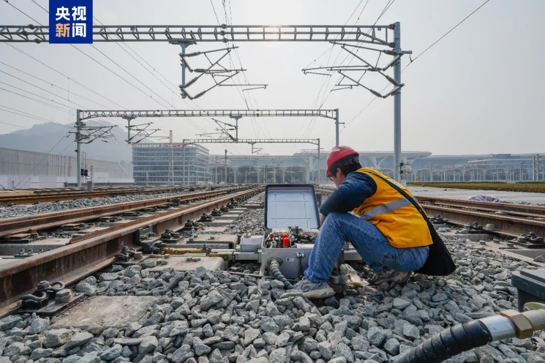 交通 | 4小时→1小时内 渝厦高铁重庆东至黔江段进入全面静态验收阶段 交通 | 4小时→1小时内 渝厦高铁重庆东至黔江段进入全面静态验收阶段