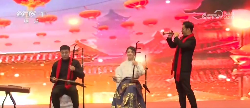 世界共享“春节快乐” 各类中式年货火热“出海”走俏全球