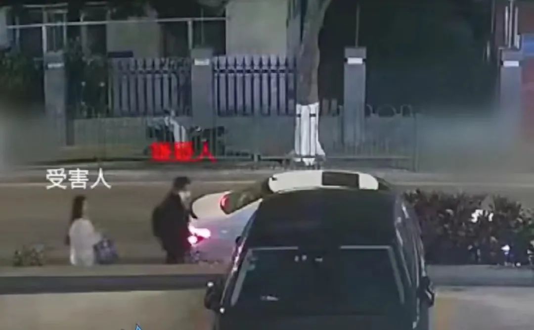 胡某(男,35岁),在厦门被抓! 胡某(男,35岁),在厦门被抓!