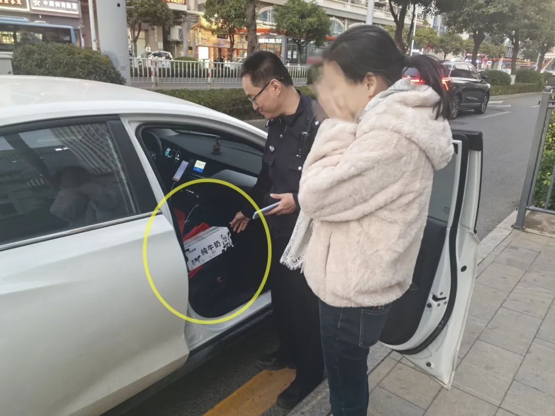 胡某(男,35岁),在厦门被抓! 胡某(男,35岁),在厦门被抓!