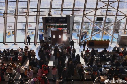 北京：六里桥客运主枢纽开启“春运模式”
