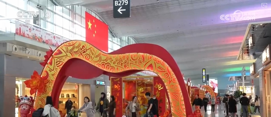 雀跃中国年！“非遗春节”+免签入境 国外游客大赞“值得一去”