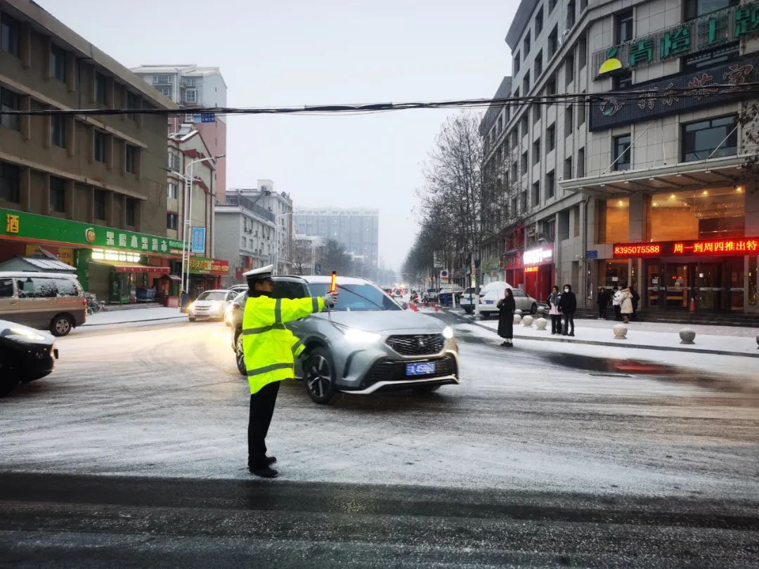 最新预警！大到暴雪 冷到零下24℃！ 银川交警发布紧急提醒！