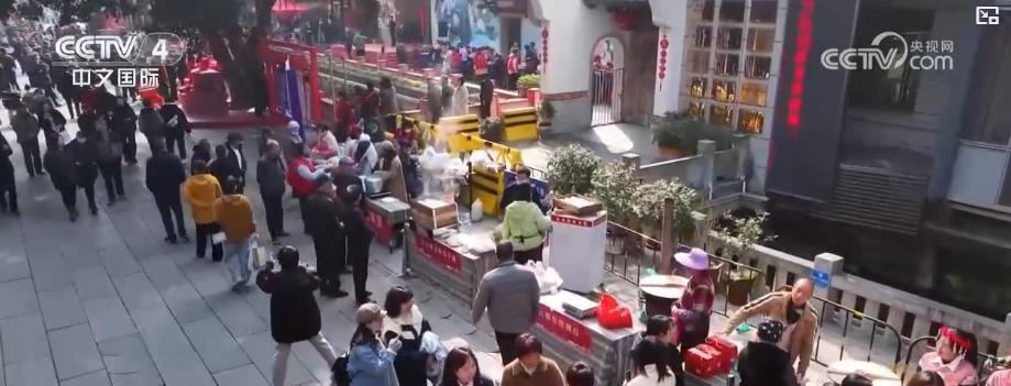 赏花灯、赶大集、非遗巡游齐上阵 多彩春节文化活动点亮传统年味