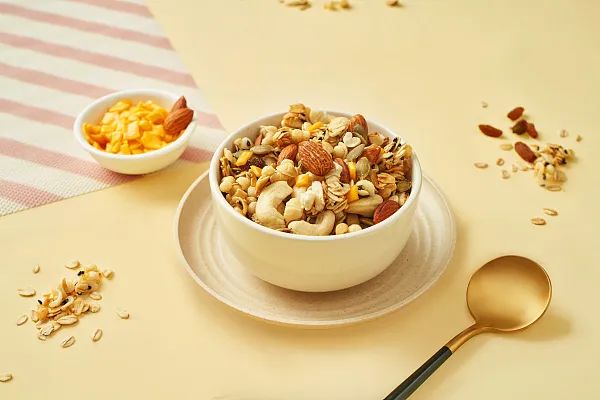 这4种坚果吃对了养生,吃错了不利健康 这4种坚果吃对了养生,吃错了不利健康