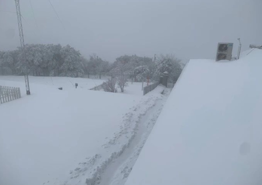 郑州出现大暴雪，河南局地积雪深度超20厘米