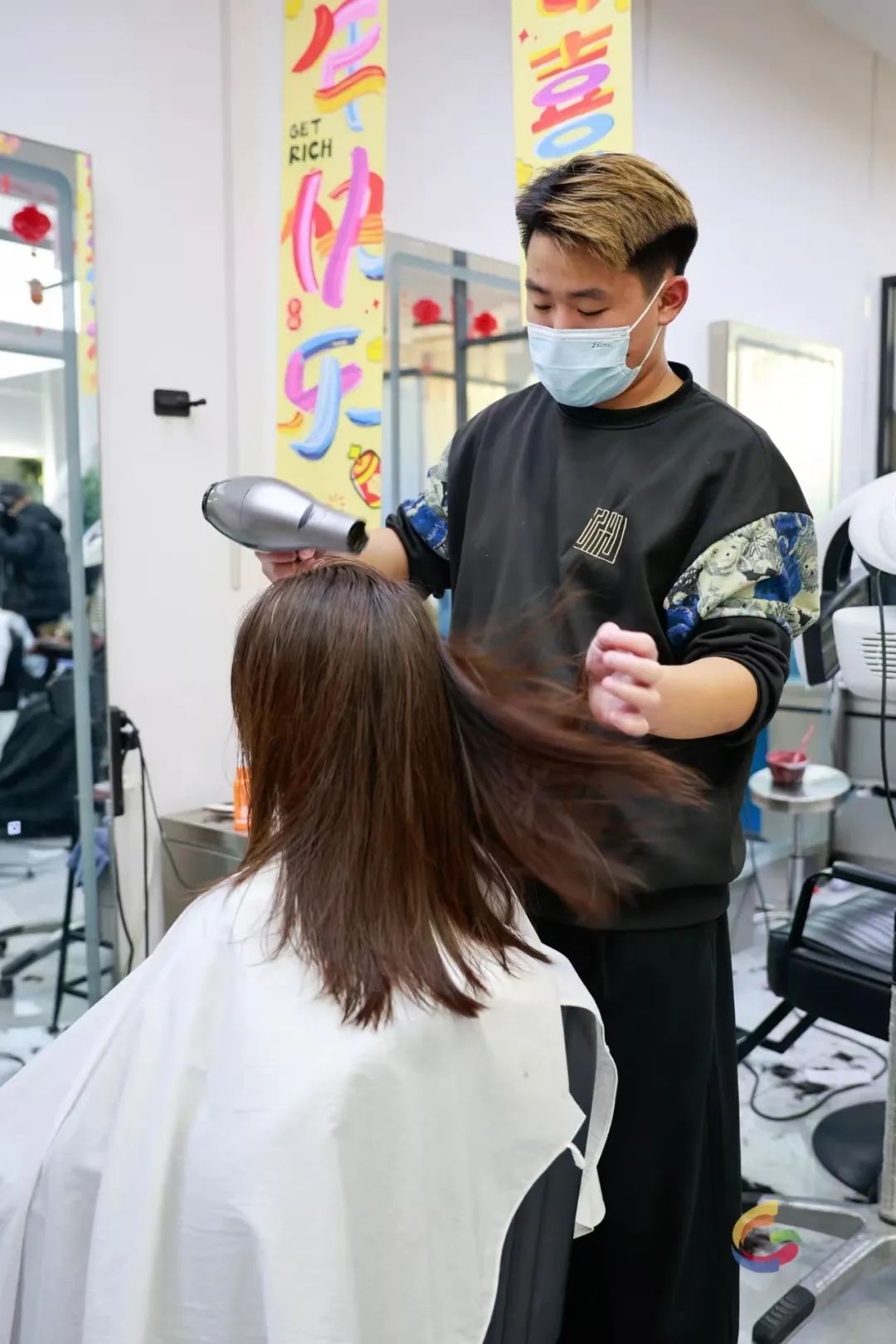 太火爆!很多呼市人正赶去这里,老板忙疯,天天干到深夜!后面人还会更多... 太火爆!很多呼市人正赶去这里,老板忙疯,天天干到深夜!后面人还会更多...