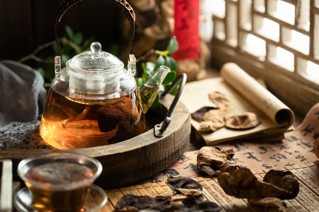 健脾消食，止咳化痰，每天在水杯里加一小片它~