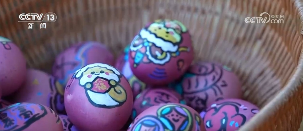 自导自演迎新春 歌唱当代好生活!火热“村晚”点亮春节“仪式感” 自导自演迎新春 歌唱当代好生活!火热“村晚”点亮春节“仪式感”