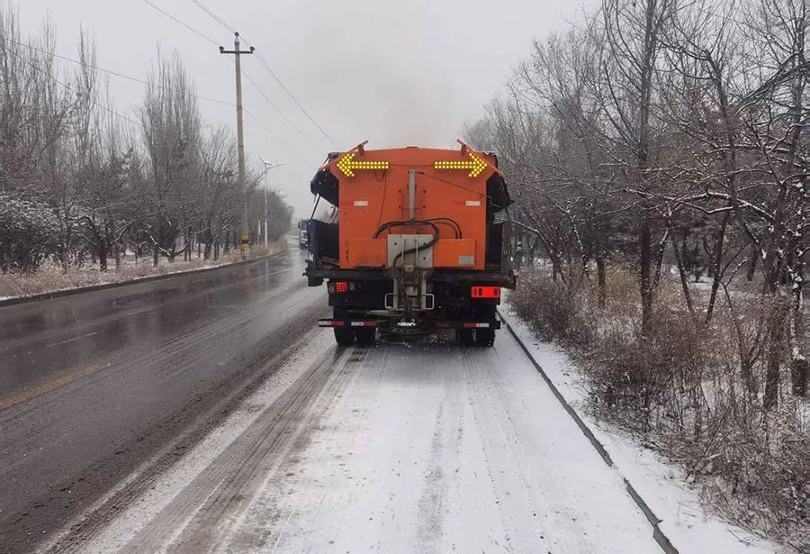 太原市迎来“第一场雪”！清雪除冰工作有序进行
