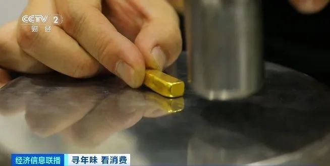 年轻人大量涌入！顾客量翻倍！春节前，这笔生意彻底火了