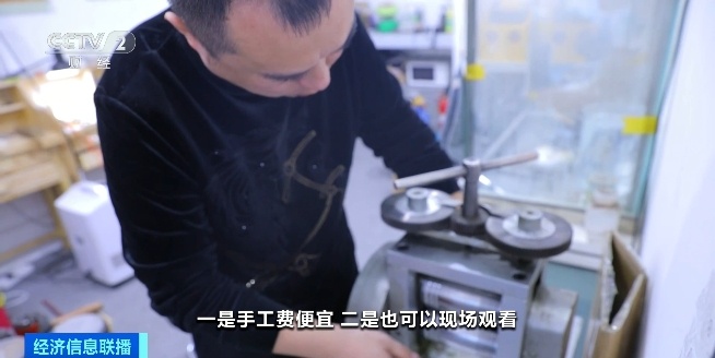 年轻人大量涌入！顾客量翻倍！春节前，这笔生意彻底火了