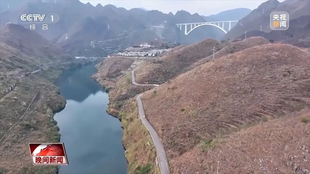 高铁安全过桥的这8秒钟，背后是什么→→