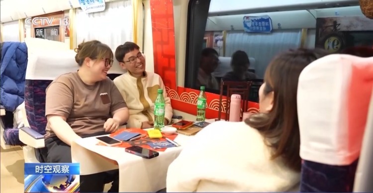 晒年货了!艺术照 按摩仪 智能手表……过年你给长辈送点啥? 晒年货了!艺术照 按摩仪 智能手表……过年你给长辈送点啥?