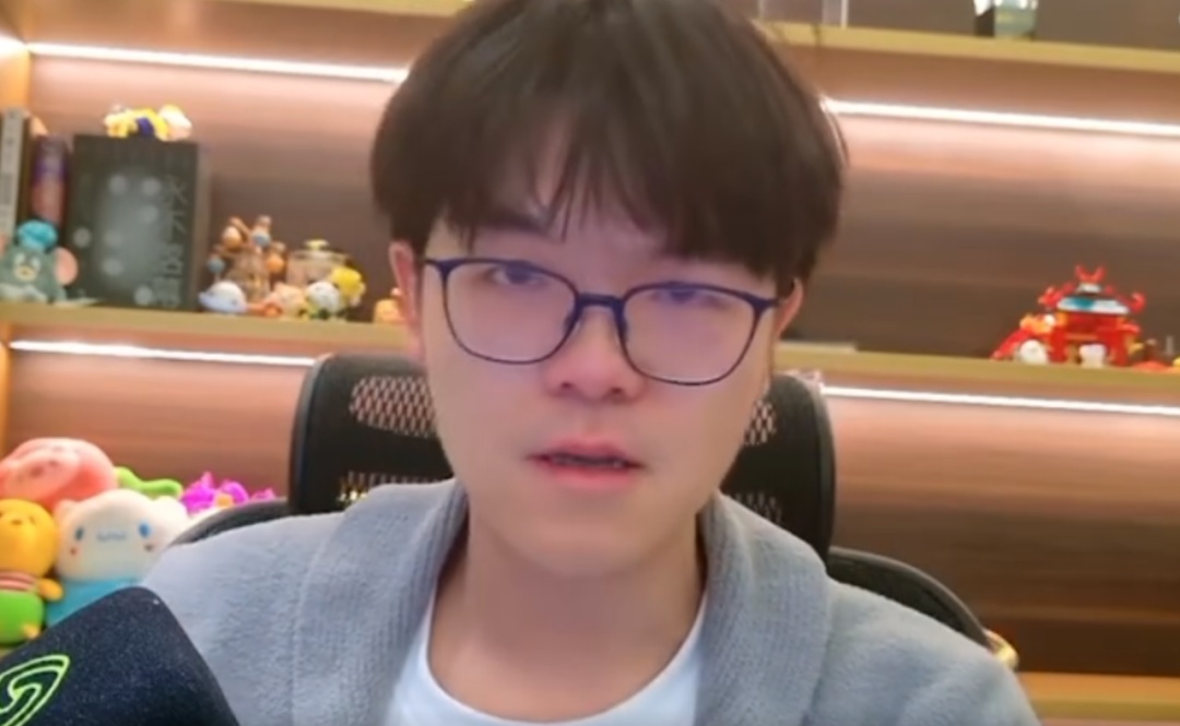 柯洁遭意外，落泪回应退赛：巨大创伤、“永不妥协”！