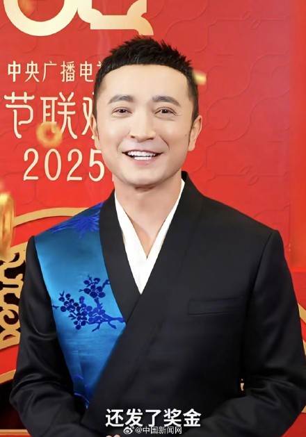 小尼去年魔术失败没扣工资还领奖金