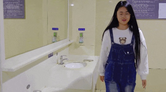 什么情况?南京南站4天捡到1000多张身份证! 什么情况?南京南站4天捡到1000多张身份证!