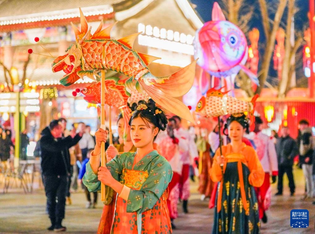 红红火火迎新春