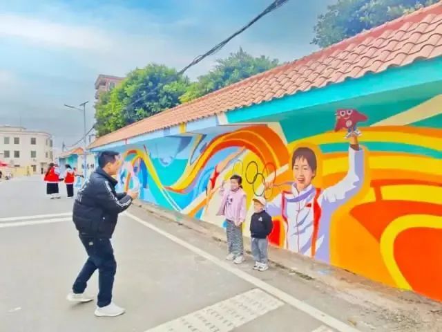 全红婵回广东过年了!全爸列出食单→ 全红婵回广东过年了!全爸列出食单→