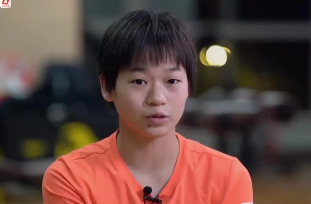 全红婵回广东过年了!全爸列出食单→ 全红婵回广东过年了!全爸列出食单→