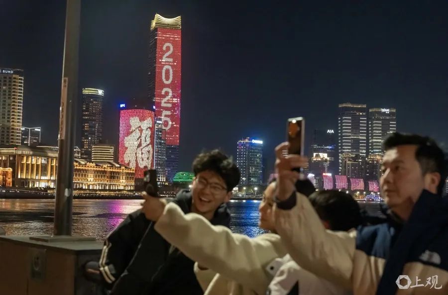 上海知名景区宣布：今晚暂停亮灯！外滩等地依旧开启重大活动模式