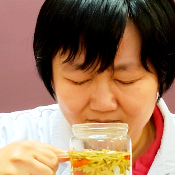 腰酸背痛、吃得油腻……针对春节常见小毛病，中医支出妙招！