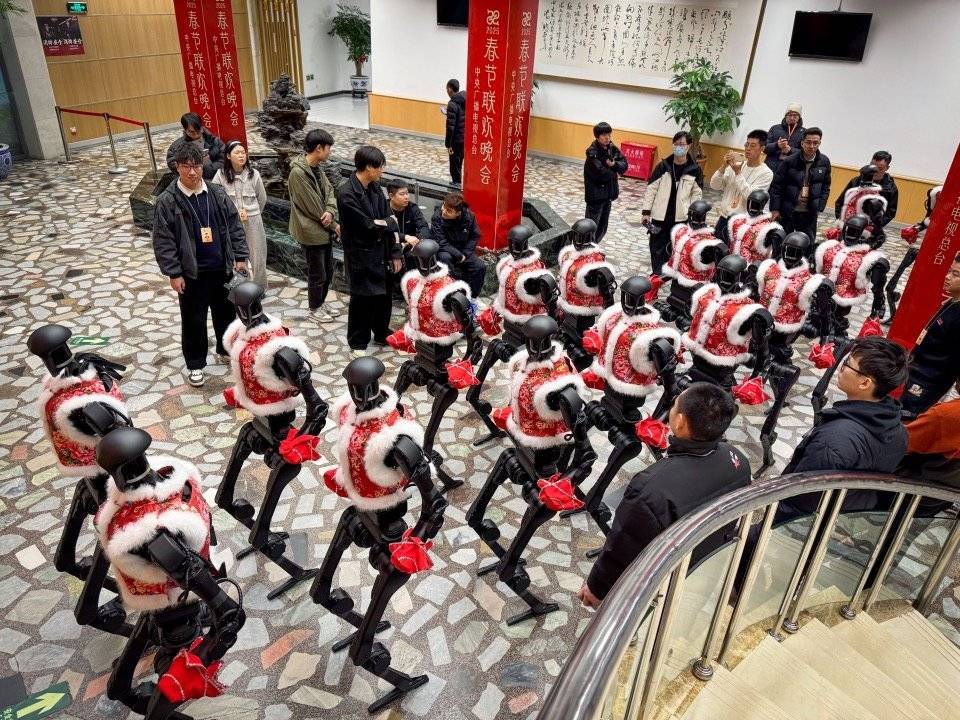 春晚机器人扭秧歌的“秘密武器”是什么？通过AI算法“拿捏”音乐节奏