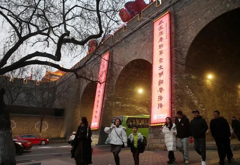 网络中国节·春节 | 非遗金蛇贺新春 巳巳如意过大年
