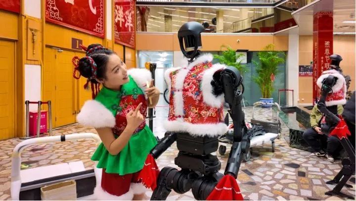 机器人春晚扭秧歌排练近3个月，为什么不给它们穿裤子？独家揭秘