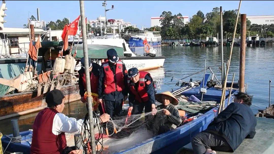 除夕，中国海警为祖国和人民守岁