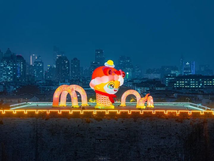 今年的秦淮灯会，得这么逛才行呀！