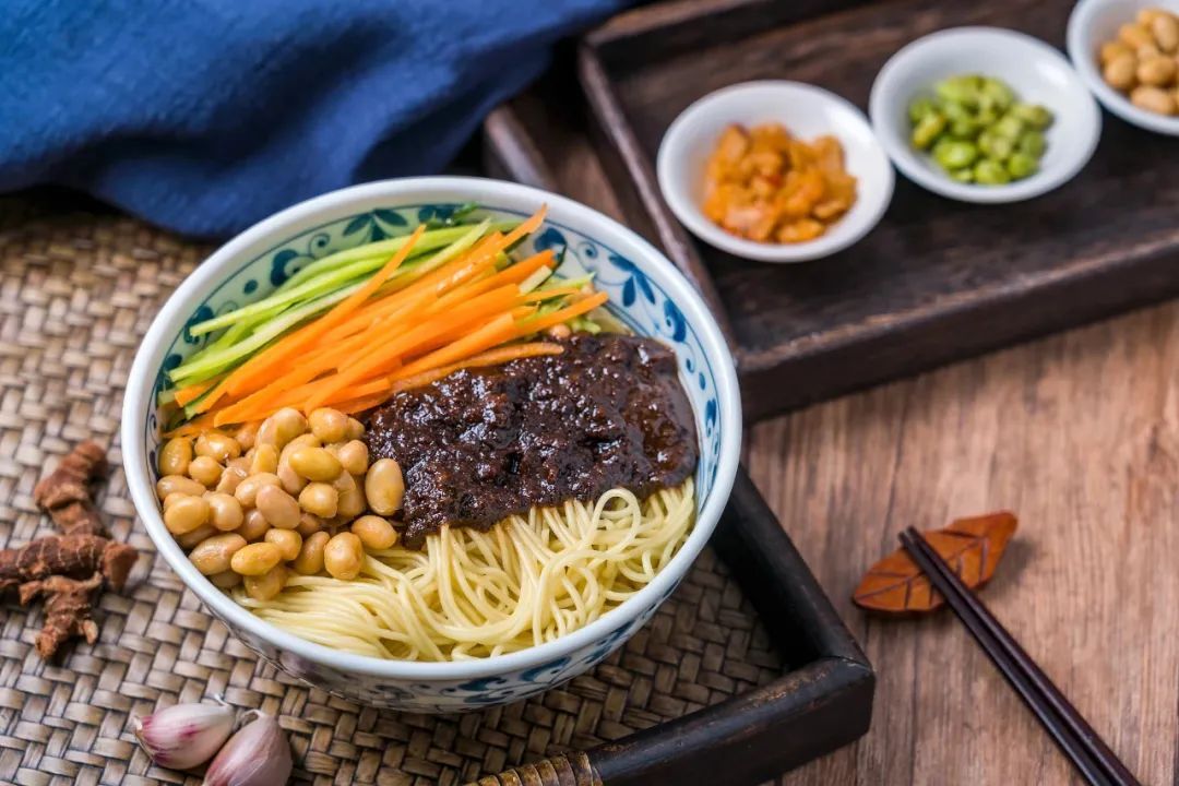 正月初二：回娘家、吃面条、元宝汤……