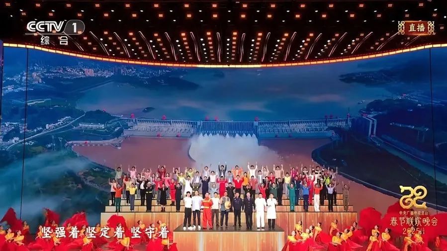 独家专访蛇年春晚音乐总监赵麟:用最浓的情唱一首给人民的歌 独家专访蛇年春晚音乐总监赵麟:用最浓的情唱一首给人民的歌