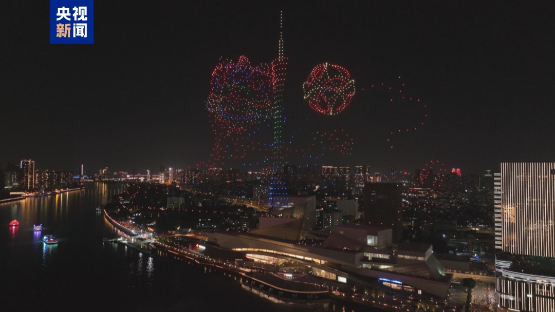 靓爆镜!广州烟花汇演高清大图看不够 靓爆镜!广州烟花汇演高清大图看不够