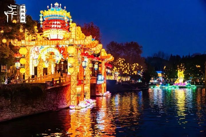 今年的秦淮灯会，得这么逛才行呀！