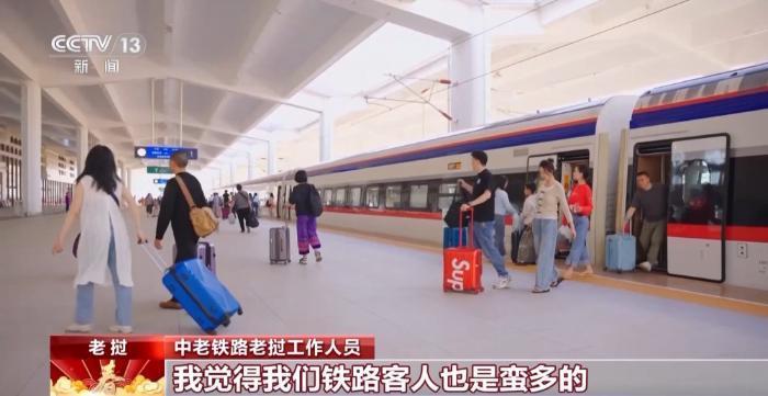 外国人眼中的春节：不止有红包 还能感受温暖和亲情