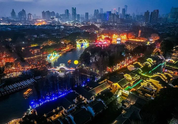 今年的秦淮灯会，得这么逛才行呀！